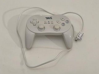 Mando Pro Clásico Under Control para Nintendo Wii