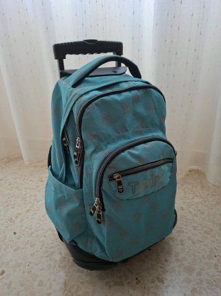 Mochila Totto con ruedas y estrellas