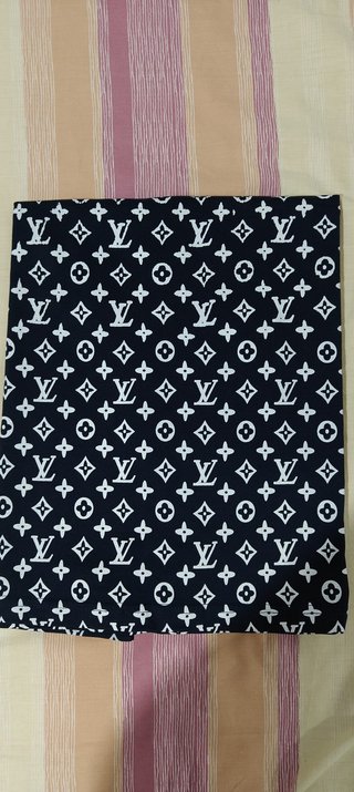 CAMISETA Louis Vuitton NUEVA -ENVIO INCLUIDO