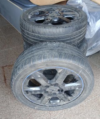 Llantas negras a pintar