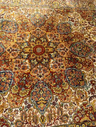Alfombra de lana multicolor