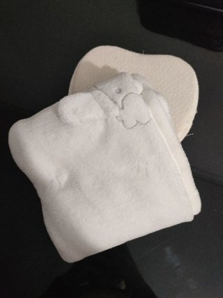 Almohada bebé y manta suave
