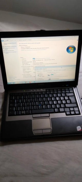 Portátil Dell Latitude 120GB 2GB RAM