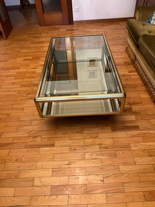 Mesa de centro cristal y metal dorada