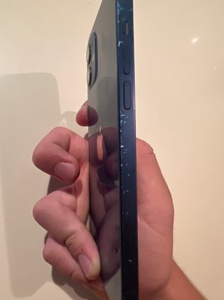 iPhone 12 Blu. Prezzo negoziabile!