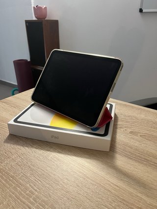 iPad 11ª Gen 128GB Plata + Funda Rosa