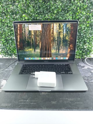 MacBook Pro 16 2019 A2141 512GB 16GB i7
