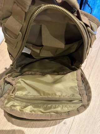Mochila Táctica Assault One Strap Coyote