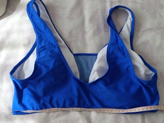 Bikini azul cobalto con detalle de malla Talla XL