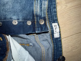 Pantalón vaquero Eoto Talla 44 Roto Cremallera