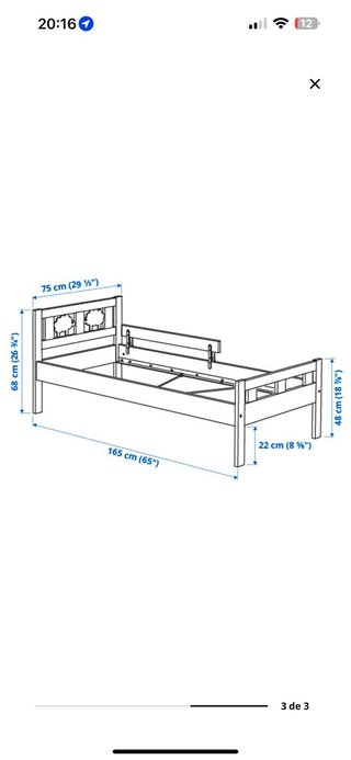 Cama infantil blanca con barrera