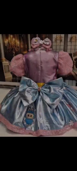 Vestido infantil Labubu 6 años