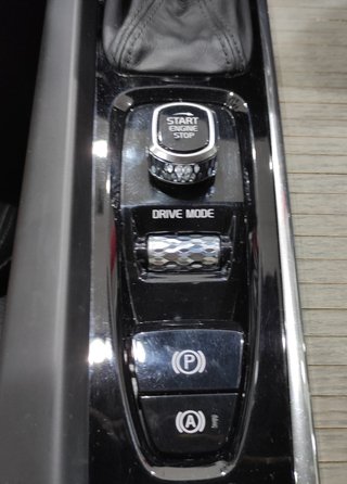 VOLVO XC60 2.0 D5 AWD Inscription Auto