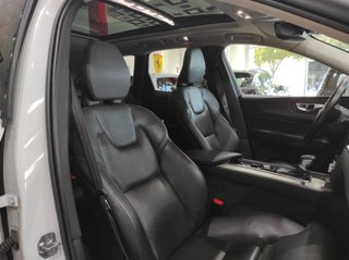 VOLVO XC60 2.0 D5 AWD Inscription Auto