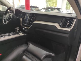 VOLVO XC60 2.0 D5 AWD Inscription Auto