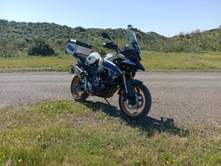 Voge 525 DSX Azul y Blanco