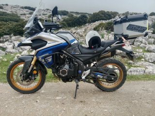 Voge 525 DSX Azul y Blanco