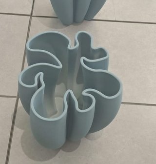 Vaso Melograno azzurro design organico
