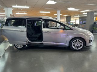 Ford Grand C-Max 2.0 TDCi 140 Titanium Powershift