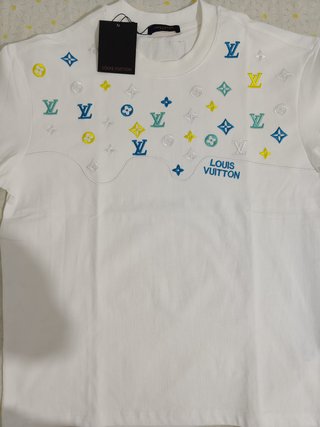 CAMISETA Louis Vuitton NUEVA-ENVIO INCLUIDO