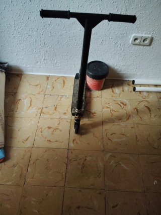 Patinete infantil negro