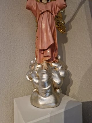 Figura Ángel Anunciador