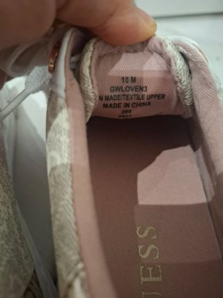 Zapatillas Guess Beige y Rosa