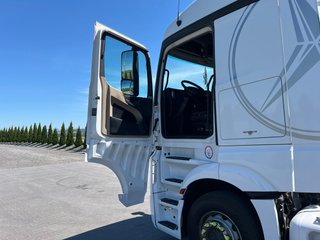 Mercedes-Benz Actros 2013 sistema hidraulico y ADR