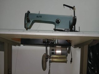 Máquina de coser industrial Alfa 157