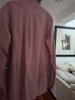 Camisa rosa de manga larga