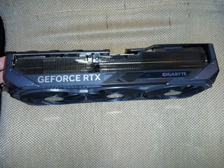 RTX 5080 16GB GDDR7 Gráfica Gigabyte
