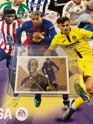 Lamine Yamal Extra Sticker Panini