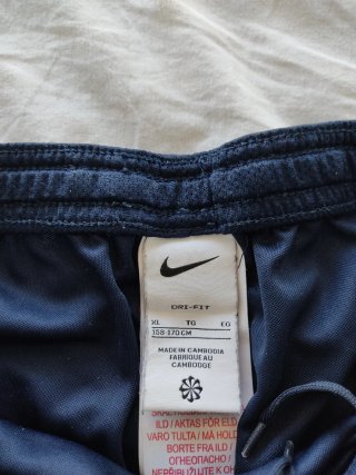 Pantalón corto Nike azul