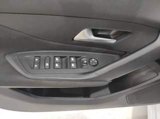 PEUGEOT 308 Active Pack BlueHDi 130 SS MAN