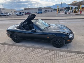 Mazda MX-5 1999