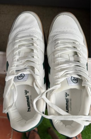 Zapatillas Hummel blancas y verdes