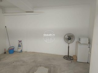 Local comercial en venta en Santa Eulàlia en Hospitalet de Llobregat, L´