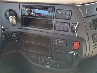 DAF FT XF 510--CABEZA TRACTORA