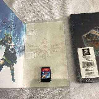 Zelda Skyward Sword HD + Steelbook + Amiibo Zelda