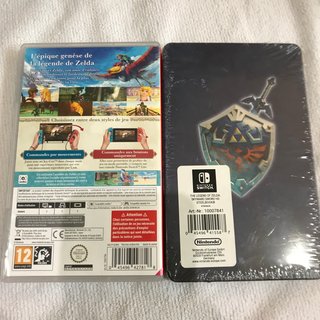 Zelda Skyward Sword HD + Steelbook + Amiibo Zelda