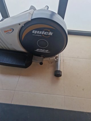 Bicicleta Elíptica Gimnasio  BH