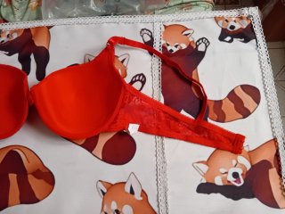 Reggiseno rosso tg6 italiana + estensore