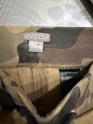 Pantaloni camouflage H&M