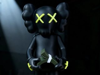 Figura Kaws Money Maker Negra
