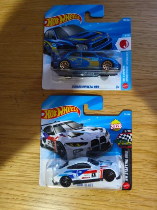 Lote 2 Hot Wheels Subaru Impreza y BMW M4