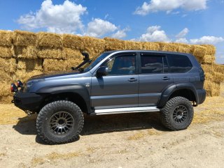 Toyota Land Cruiser 2003