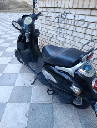 Moto Scooter Wangye 125cc Negra