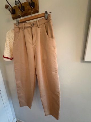 Pantalón de punto beige