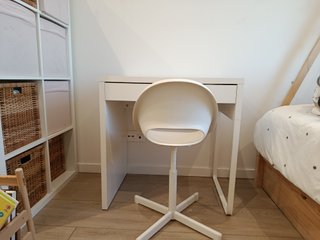 Escritorio y silla infantil blanco