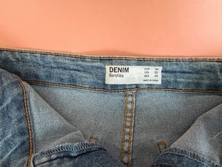 Shorts vaqueros Bershka T/34